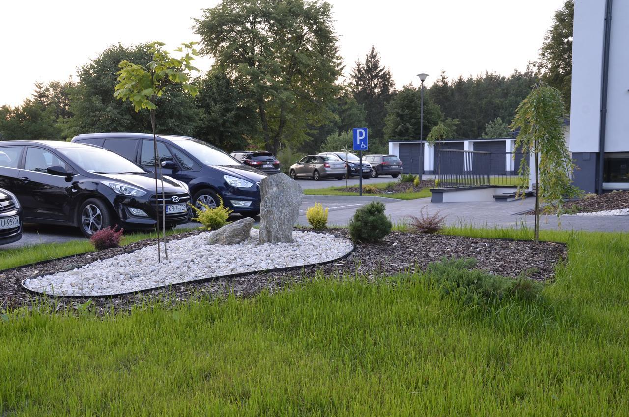 Hotel Roztocze Zwierzyniec Exterior foto